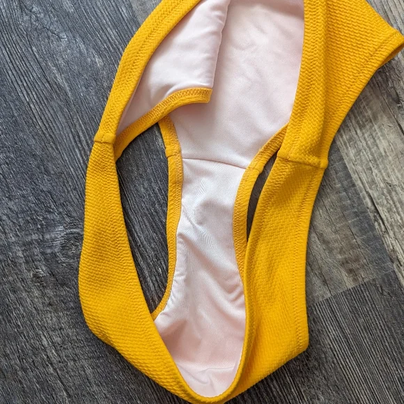 Kona Sol Waffle Print Swimsuit - Picture 8 of 10